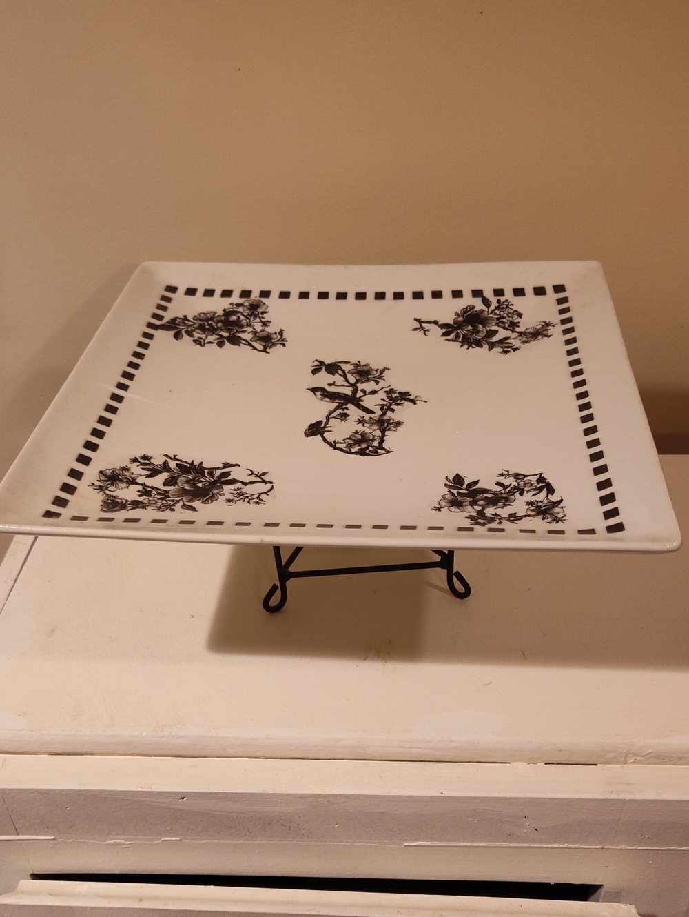 Square White Ceramic Cake Plate with Black Floral Motif
